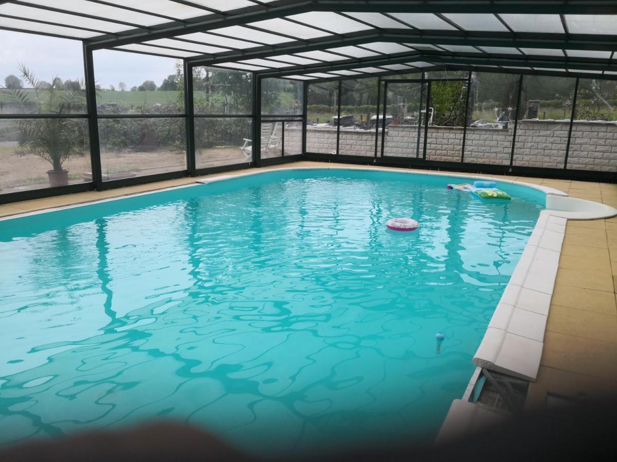 Au Jardin Fleuri Bed and Breakfast Secondigny Εξωτερικό φωτογραφία